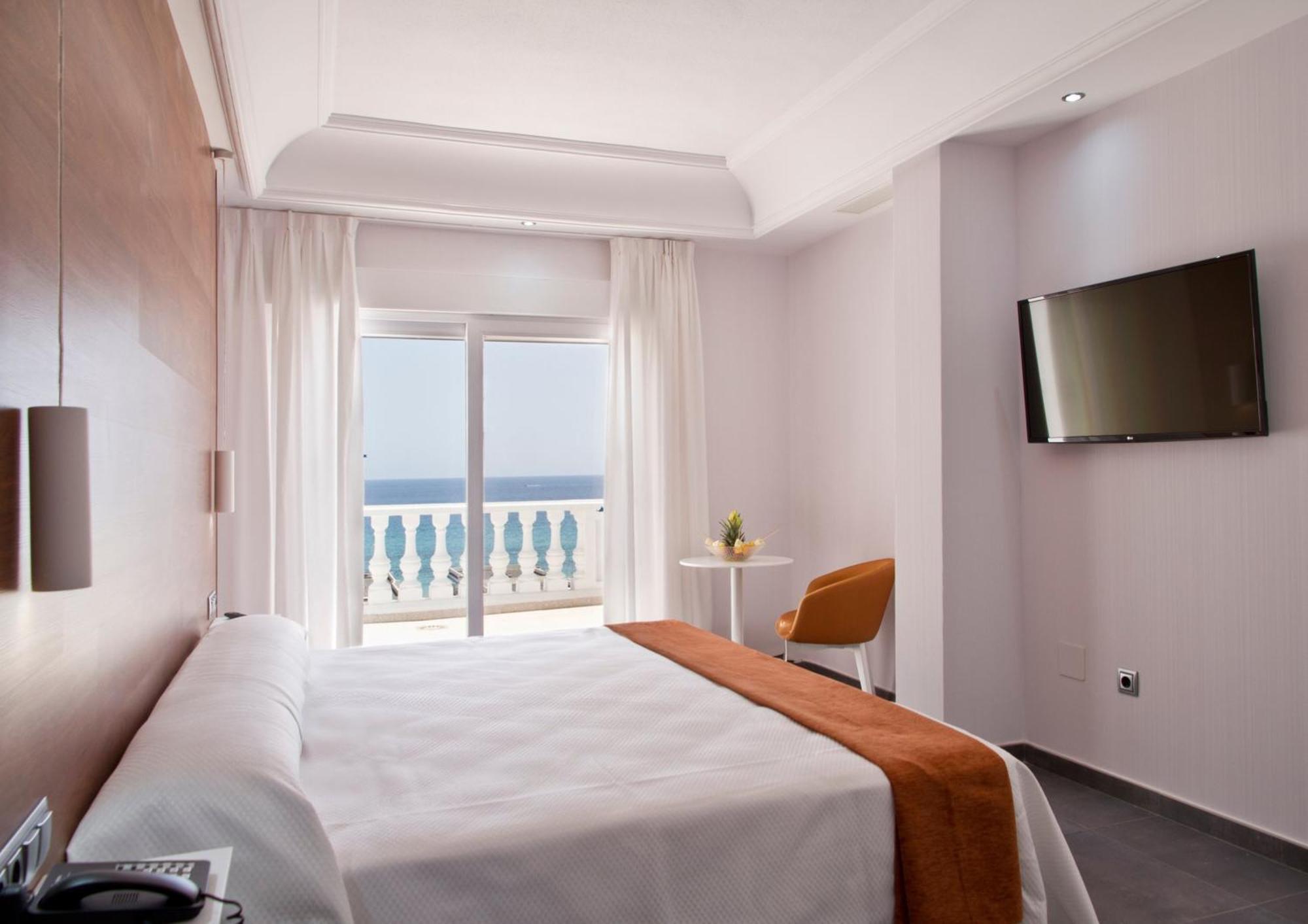Twin Room Sea View,1552718293:JPEG