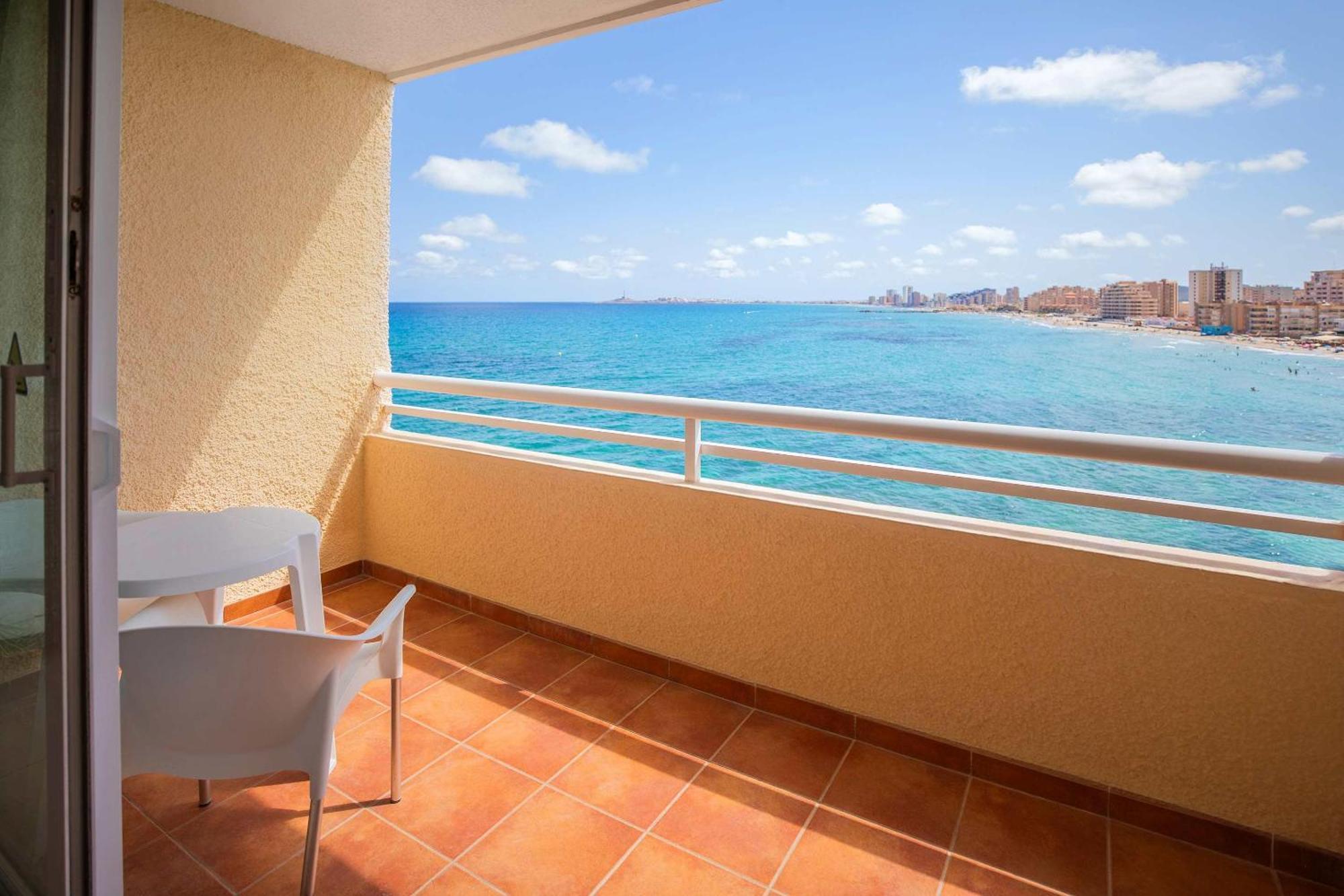 Double or Twin Room Terrace